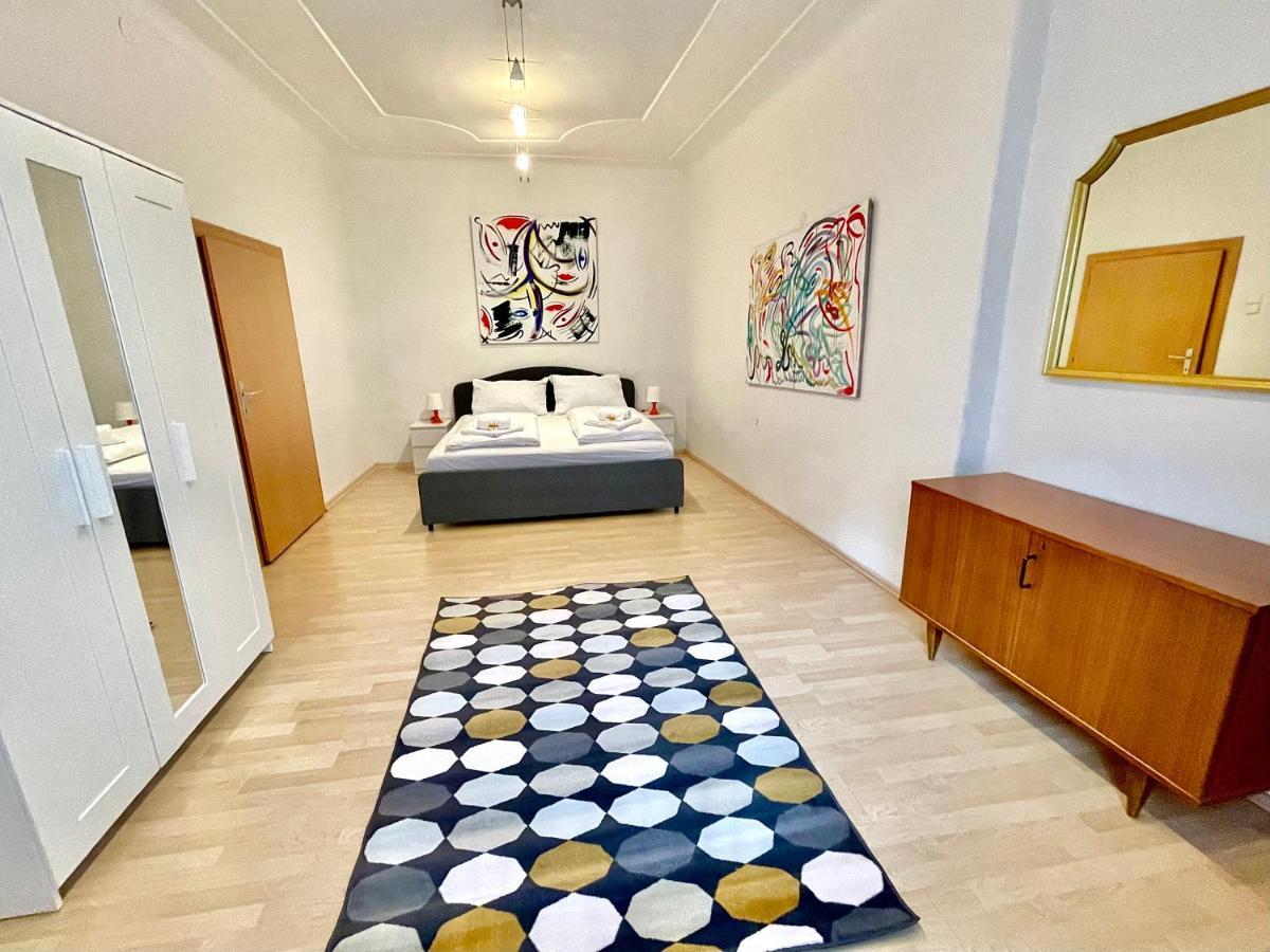 Apartment Zum Schlossberg - Top 1 Self Check-In グラーツ エクステリア 写真